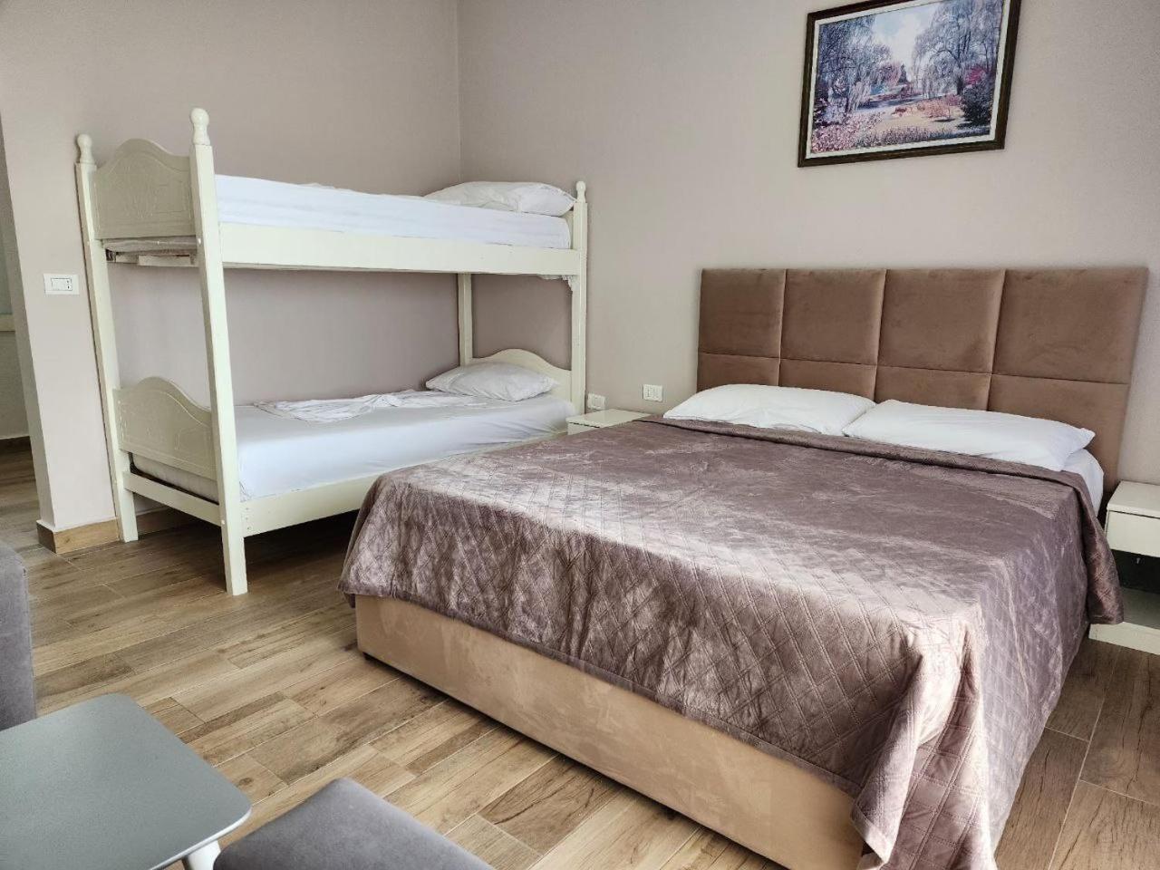Hotel Maren Durrës Kamer foto