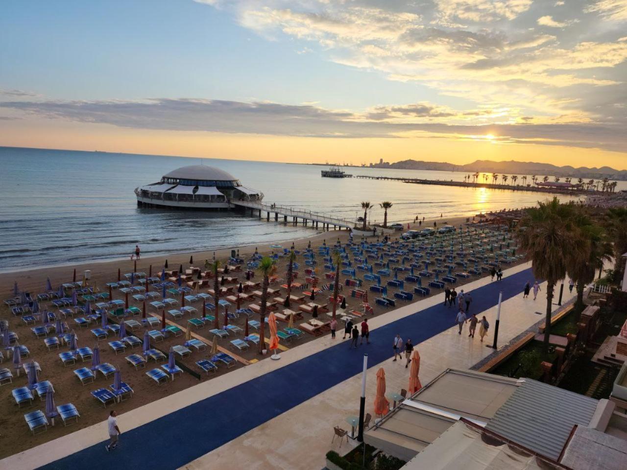 Hotel Maren Durrës Buitenkant foto