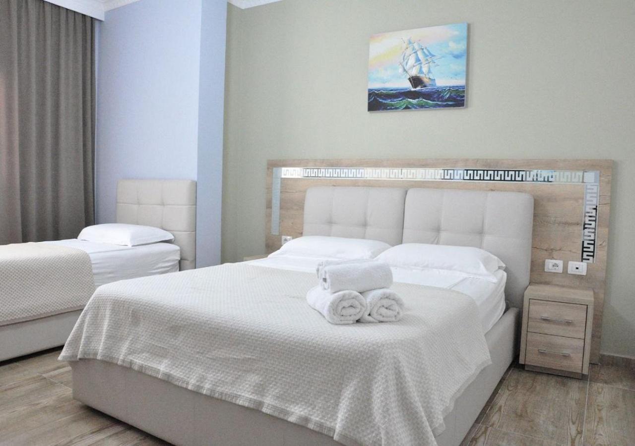 Hotel Maren Durrës Buitenkant foto
