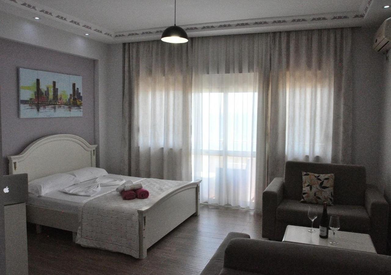 Hotel Maren Durrës Buitenkant foto
